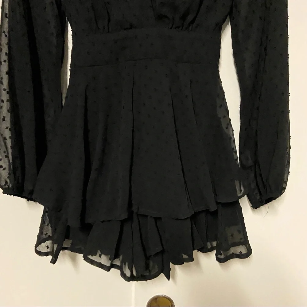 Entro Swiss dot black long sleeve Romper Size Small - Picture 5 of 10